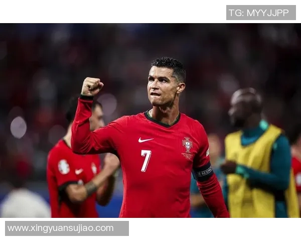 足球巨星成长历程全纪录 从青训营到世界巅峰的荣耀之路